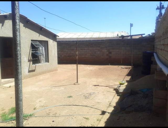 2 BEDROOM HOUSE FOR SALE IN MAPETLA